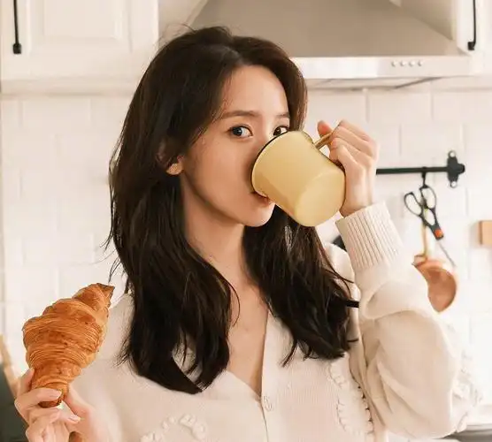 少女时代林允儿更新ins网友不敢相信已经32岁了