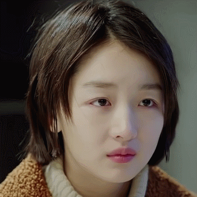 周冬雨可爱美女gif动图_动态图_表情包下载_soogif