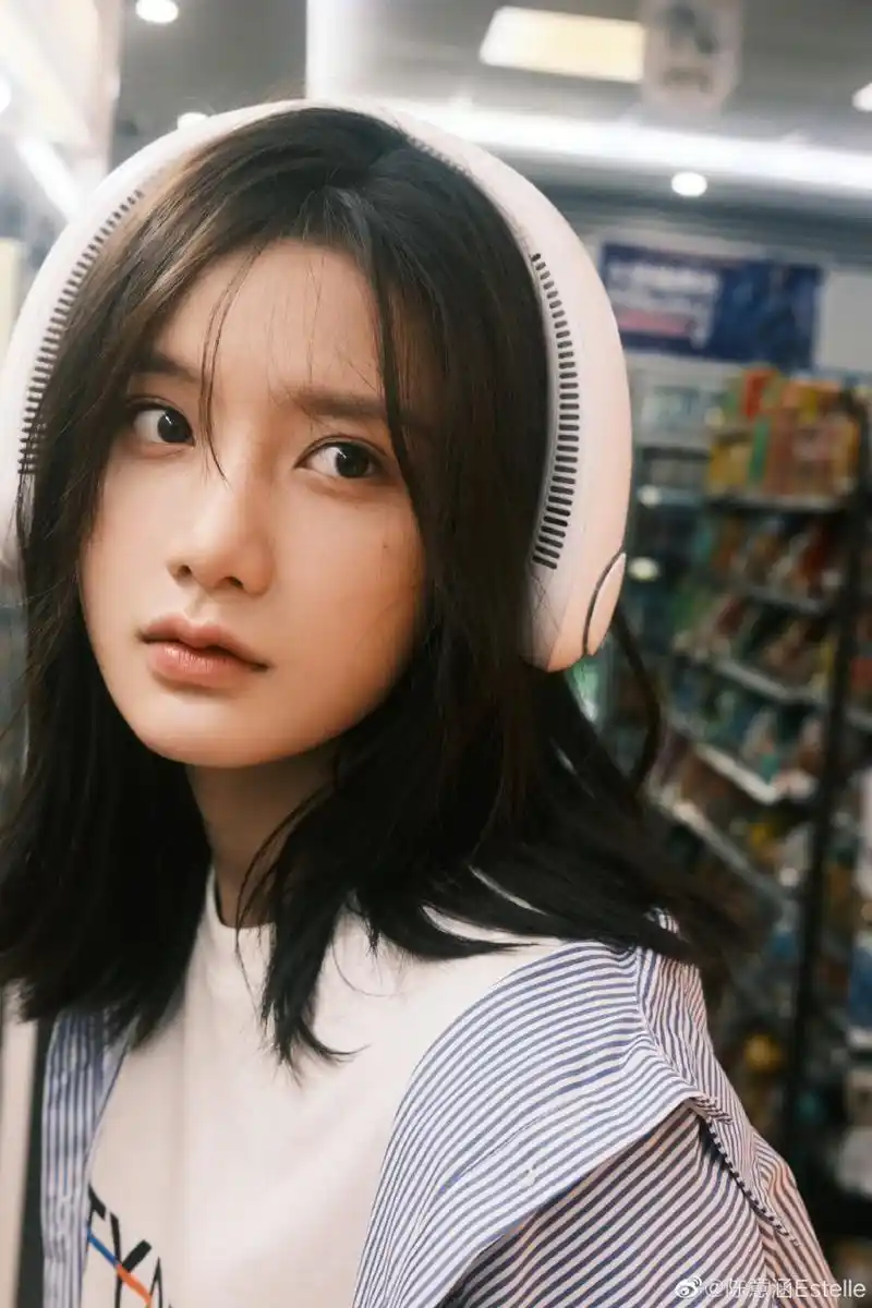 陈意涵高清壁纸头像(二十九)[鲜花]