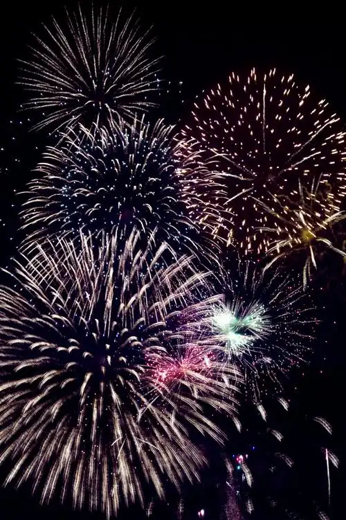 高清放烟花图片下载