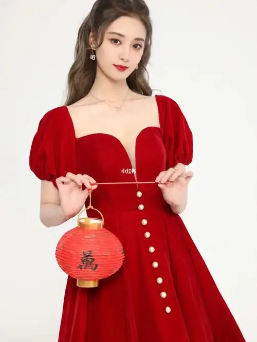 徐艺洋穿我们的小红裙喜迎新春啦05