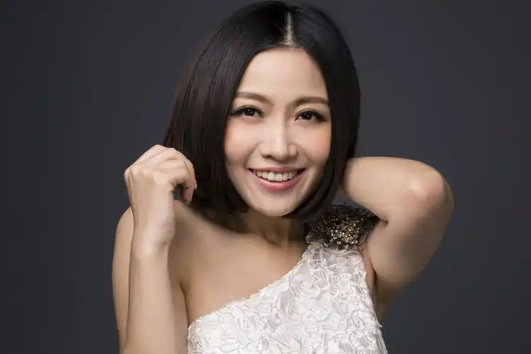 姚贝娜病情生命一度危急父亲曾纠结是否拔管