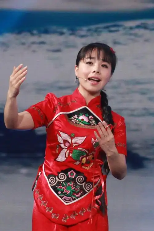 【好歌精选】王二妮专辑:爱陕北(13首)