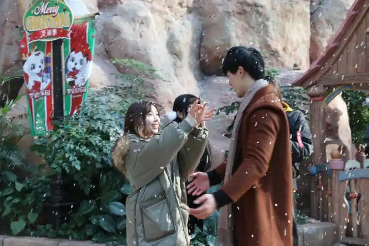 二次元萌妹——阿润   下面是剧照花絮的爆料