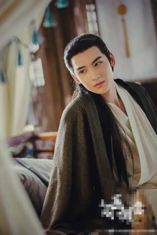 盗墓笔记重启主演换上古装吴邪和张起灵扮演者都没有他帅