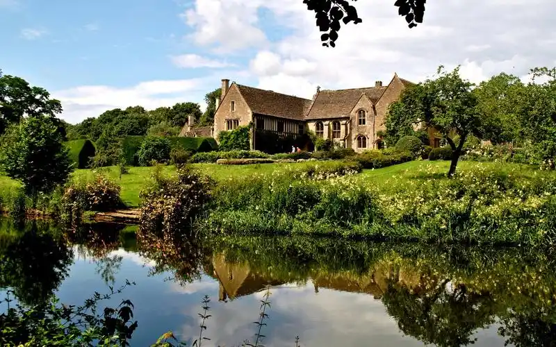 英格兰,灌木,豪宅,房子,树,草,河 壁纸 - 1680x1050