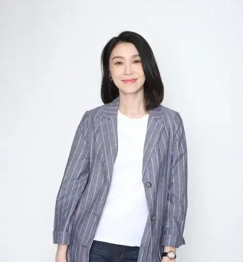 低调女星陈丽娜:与母亲相依为命,戏红人不红,42岁婚姻成谜