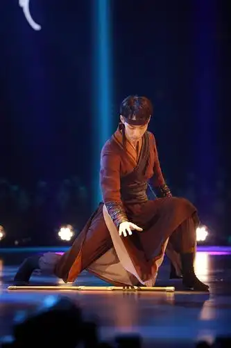 舞蹈风暴第二季全员飙泪华宵一李艳超组最美搭档