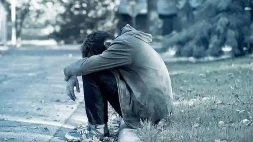 一切的一切在生活慢慢消化,别人说什么不重要,生活中的酸甜苦辣,只有