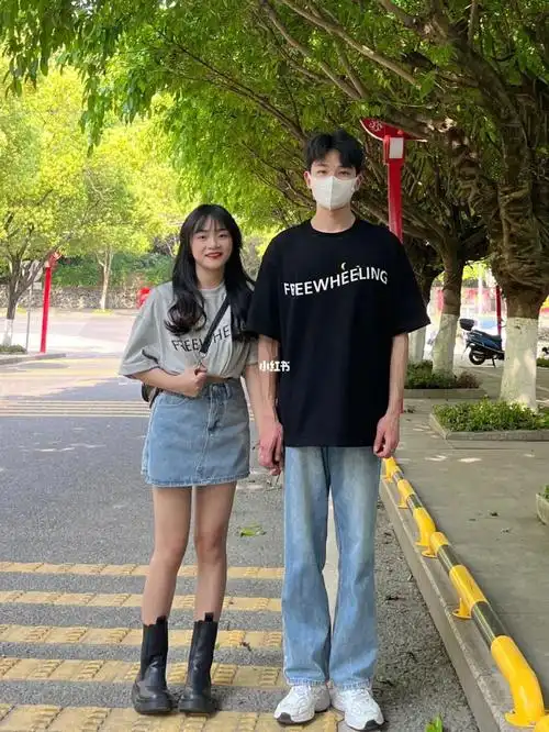 175150情侣穿搭简单又耐看