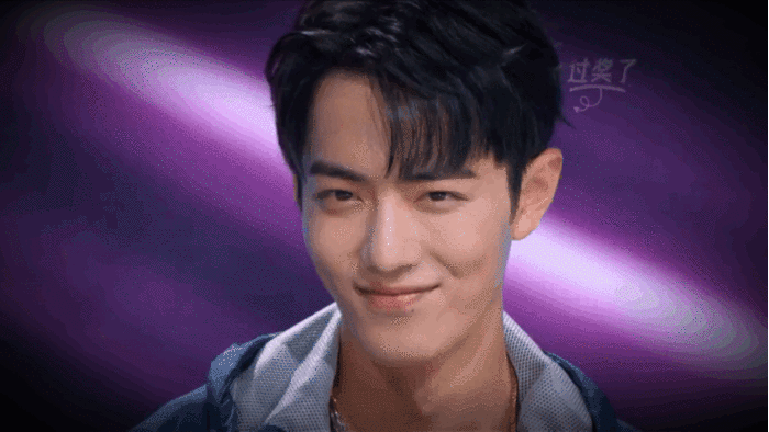 因笑容频频上热搜的肖战有专属认证了这个称号实至名归