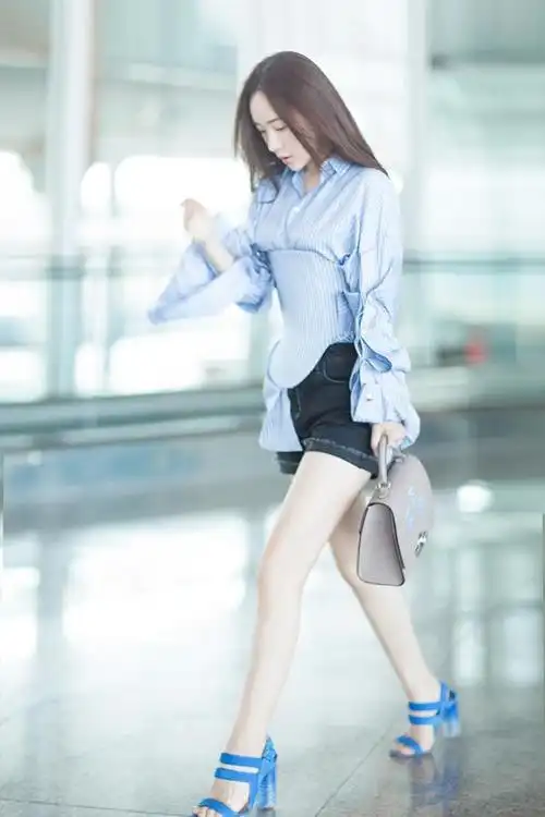 霍思燕一字带凉鞋,霍思燕一字裙-天晟网