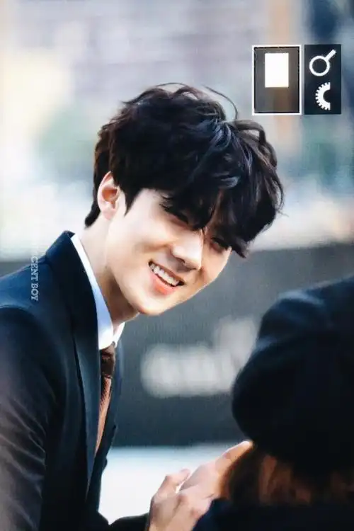 佟丽娅最胖85斤吴世勋说笑起来不好看明星对自己颜值有误解