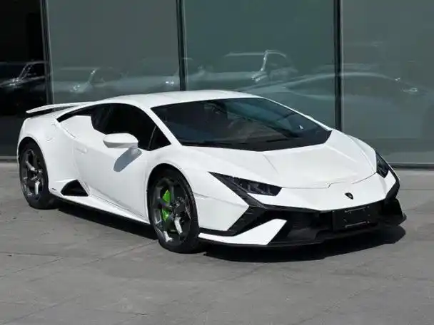 兰博基尼跑车小牛现车稀缺资源