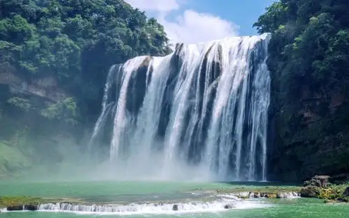 清新唯美瀑布壁纸_意境美好的瀑布_风景壁纸_精品库