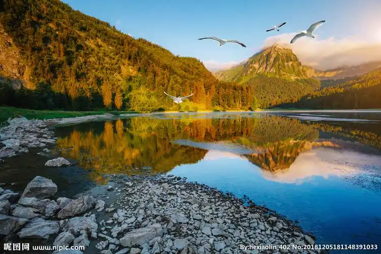 金色山峰湖泊山水风景壁画背景墙图片