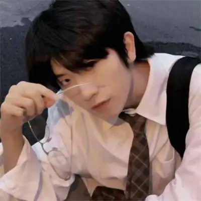 高质量ins韩系温柔男头高清图集气质出众帅哥暖男头像图片