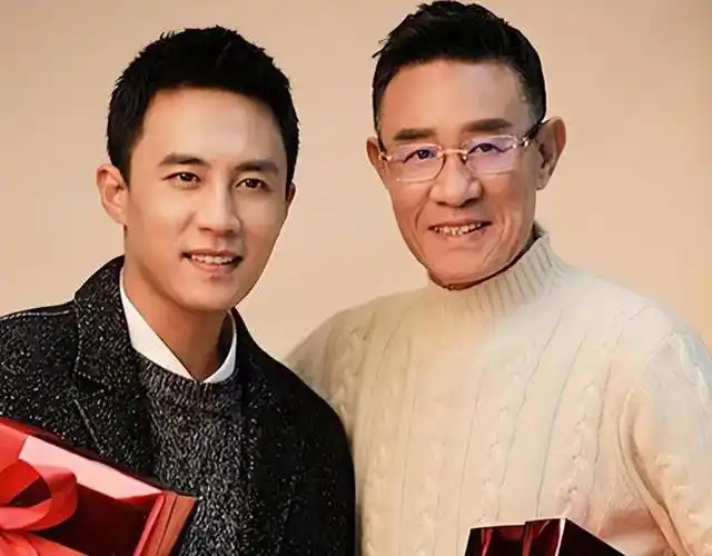 原来他们是亲父子,看似八竿子打不着,但长相骗不了人|黄磊|杜淳|刘能