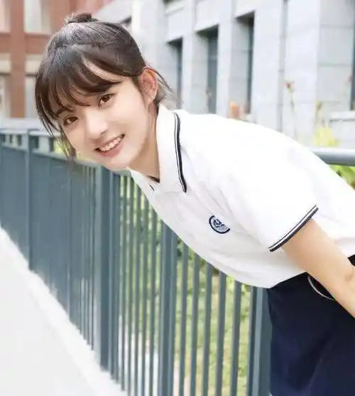 时光与你都很甜,除了吕小雨孙泽源,还有被张杰王一博夸赞的她_剧中