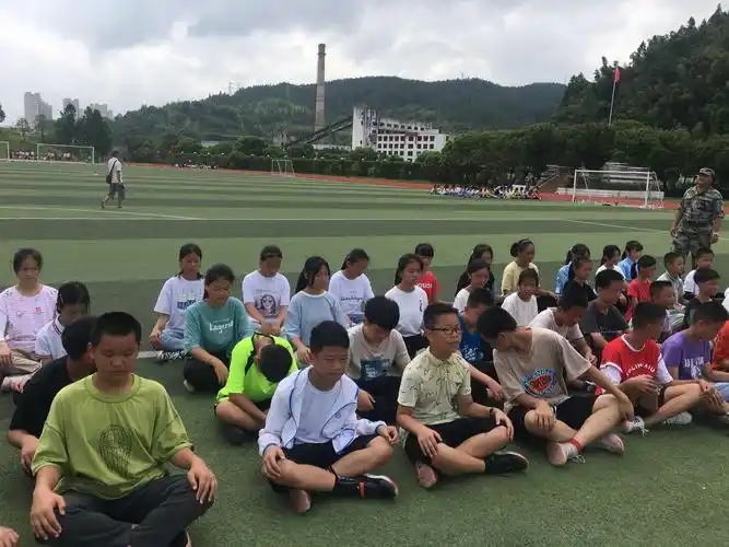 七年级九班开学三天军训照片