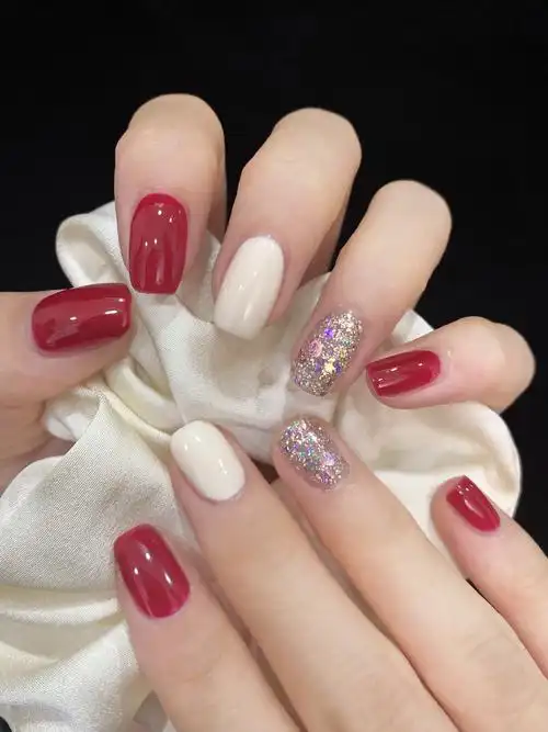 显白的跳色美甲,色号 s64 s85 s128 #裸色指甲油 - 抖音