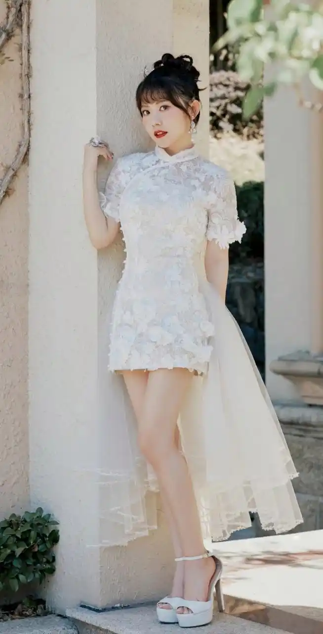 赖美云# 穿包臀旗袍白纱裙,纯欲甜美,可爱迷人,浪漫梦幻,仙气飘飘