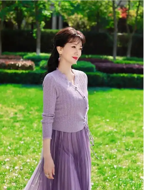 69岁赵雅芝被造谣死讯,工作室发声明辟谣,怒斥"谣言无