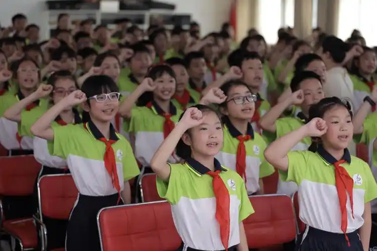 她牺牲93年后被"唤醒",现场学生看哭……