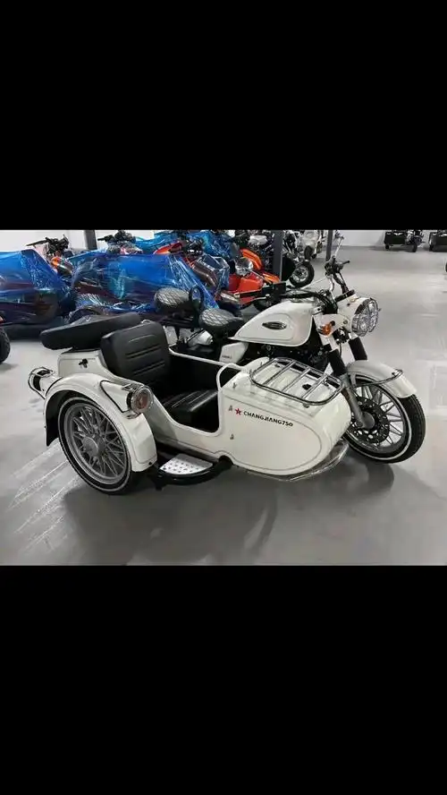 2020年京b长江650边三轮摩托车,实表1700公里,挎子,挎斗摩托车,侉子