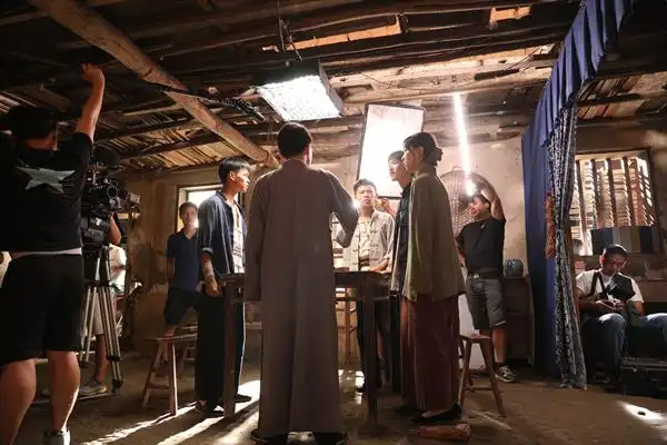 红色影视剧《少年耿飚》拍摄现场 图片来源:株洲日报