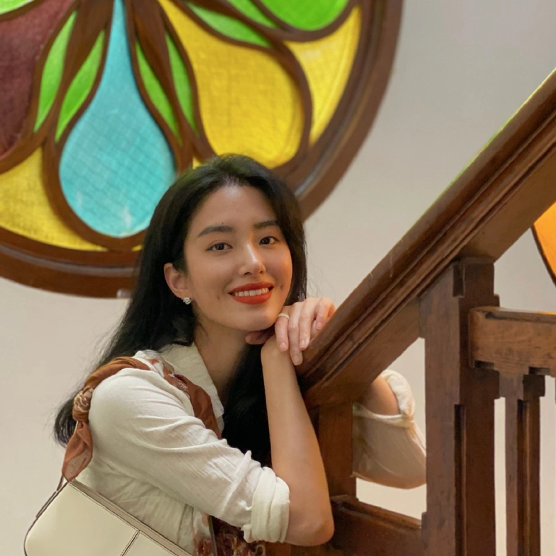 头像|法式美女杨采钰