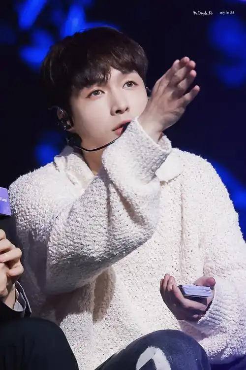 #张艺兴[超话]##张艺兴出道十二周年#