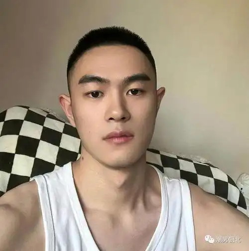 男生短发不要乱剪3款帅气清爽造型值得尝试越剪越帅