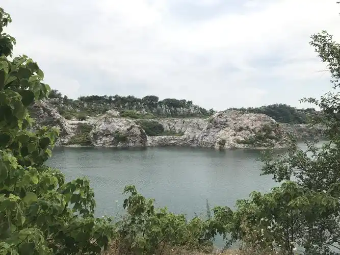 探秘神奇的宜兴丁蜀镇青龙山