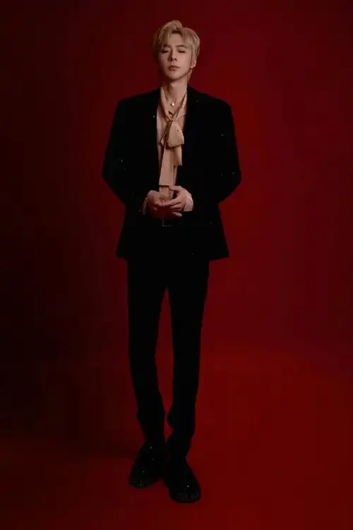 刘宇宁腿好长##你好星期六