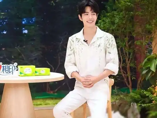 大方亮照,肖战不藏了!前脚杀青,后脚进组,编辑忙毁了生怕被抢