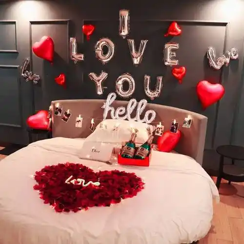 七夕情人节浪漫惊喜求婚卧室装饰品床上布置房间氛围表白花瓣气球