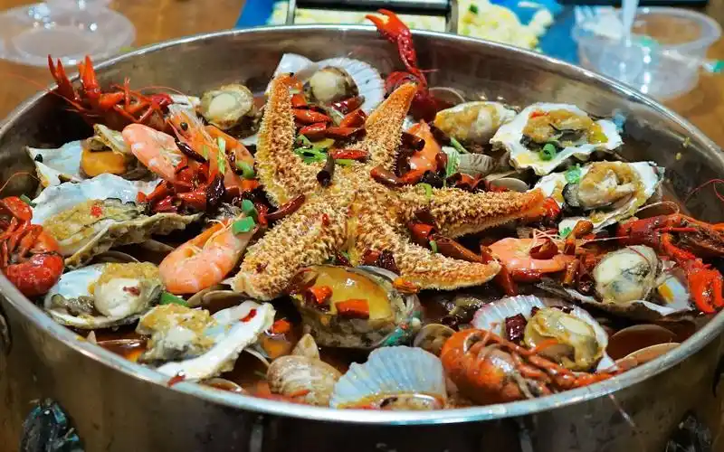 【大世界-山东】青岛超美味海鲜大咖,188元一大锅,8种海鲜吃着太过瘾