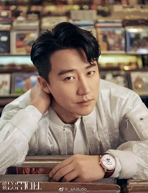 杂志| 时装男士 x 黄轩 三月刊封面