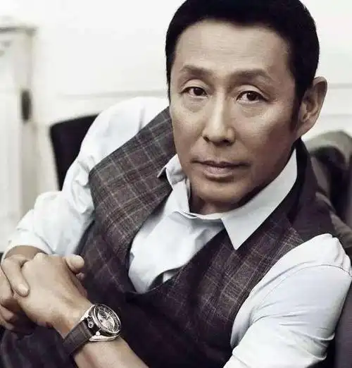 张嘉译唐国强上榜第一名你绝对想不到中国内地十大知名的喜剧男演员