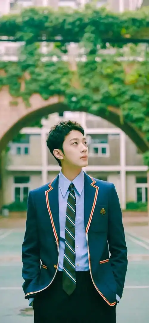 顶级奶狗脸赖冠霖手机壁纸