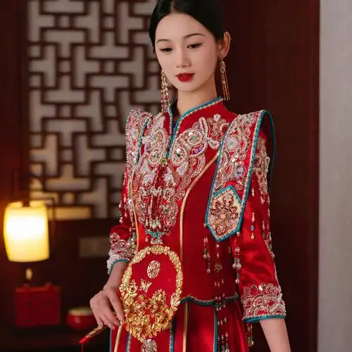 2023年新款重工秀禾服结婚礼服新中式新娘凤冠霞帔龙凤褂嫁衣冬季