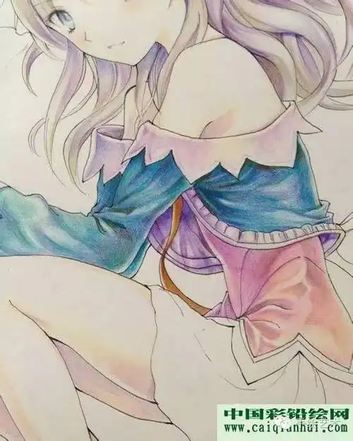 卡通人物彩铅画教程:动漫美少女彩色铅笔画绘画图文步骤