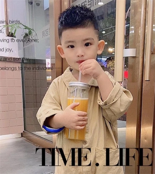 儿童两边铲发型 打造时尚小帅童_儿童发型 - 美发站