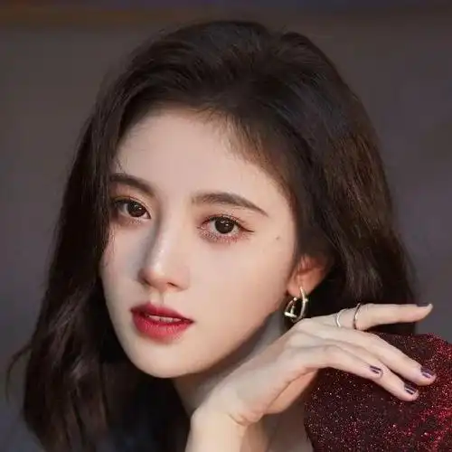 烂脸了只能酸鞠婧祎