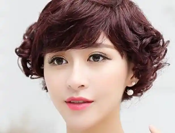 女生短发烟花烫发型图片大赏析