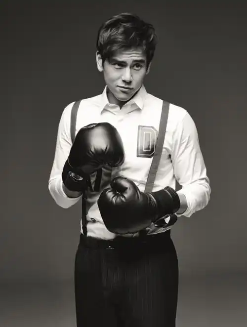 连黄轩都变成了肌肉男分分钟碾压弱鸡鲜肉