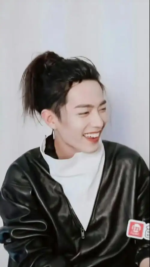 肖战#啊啊啊啊啊高马尾yyds!