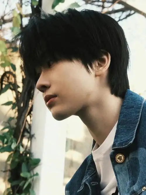 连淮伟可以对你色色嘛我不行了呜呜呜呜