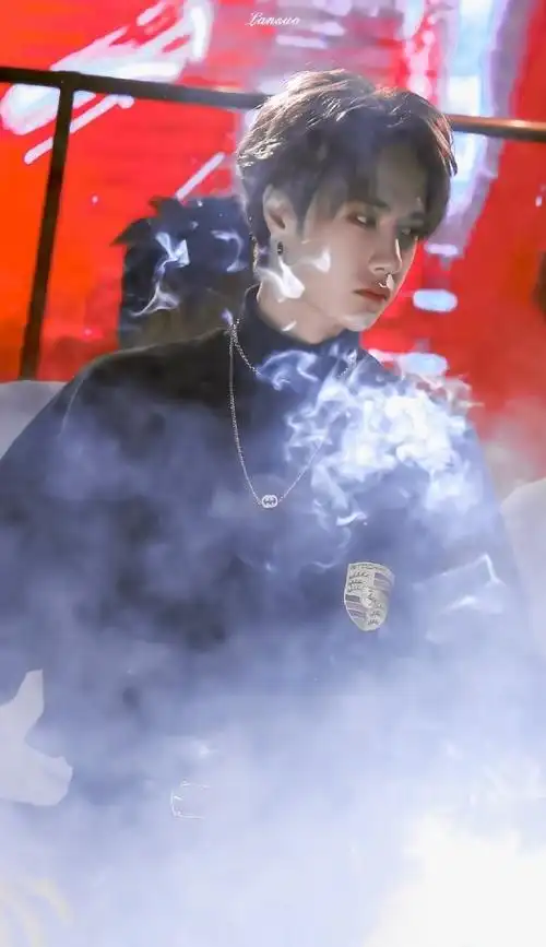 王一博#最爱的舞台之一,王一博吹灰舞yyds@uniq-王一博